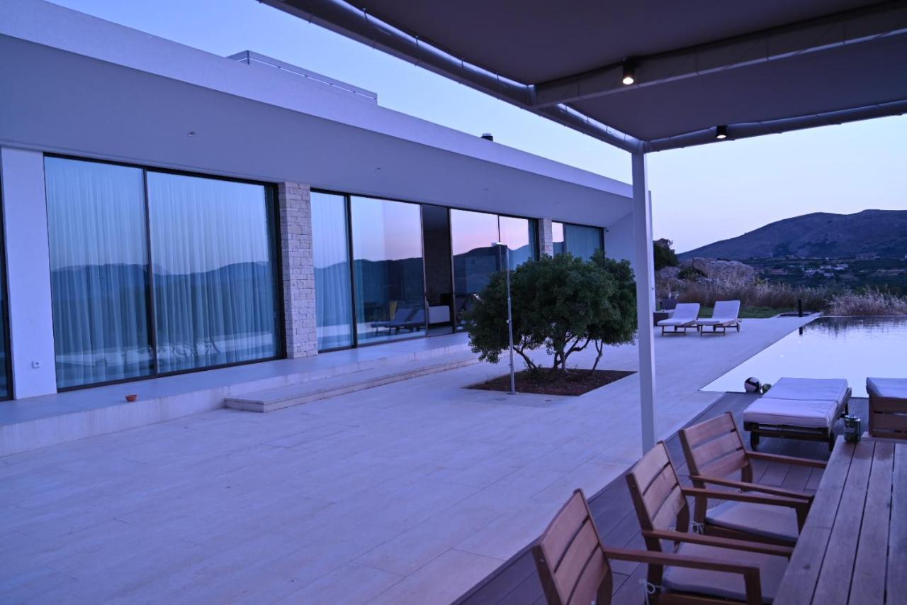 Ellas Residence Fantastic Pool Heated Kíssamos Exterior foto