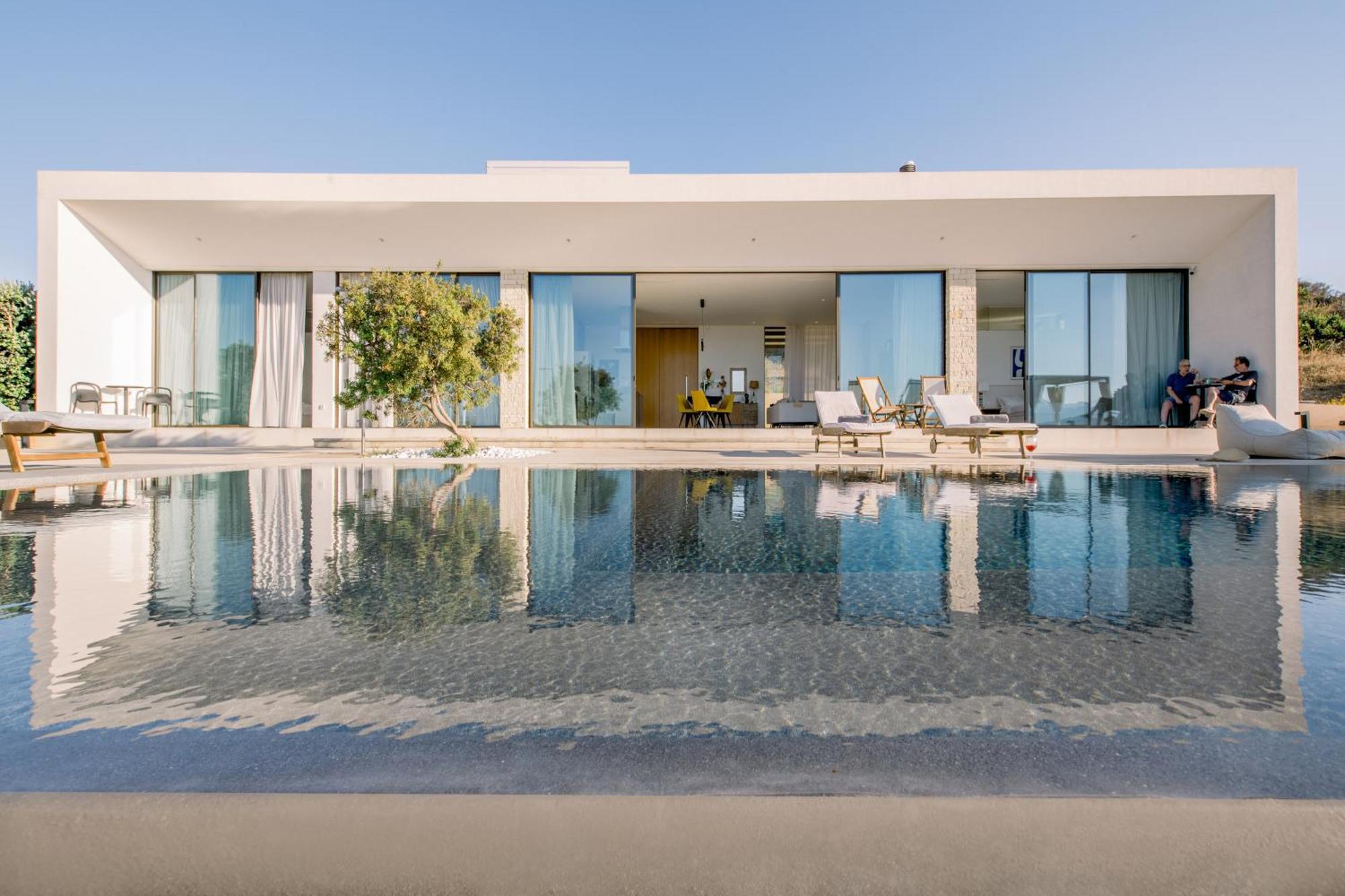 Ellas Residence Fantastic Pool Heated Kíssamos Exterior foto